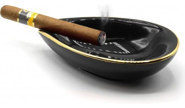 cendrier à cigares adorini en céramique feuille noire
